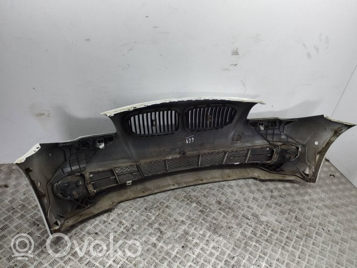 BMW 5 F10 F11 Front bumper 