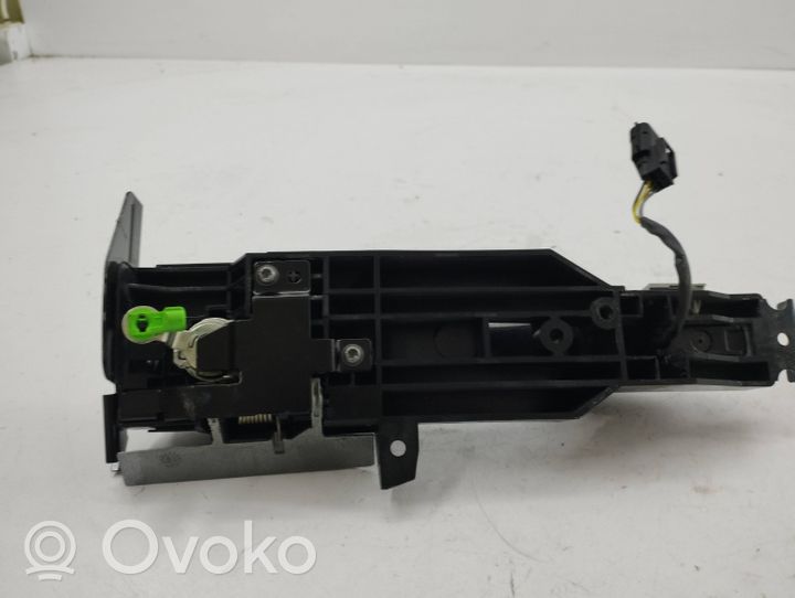 Nissan Qashqai Etuoven ulkokahva 80610