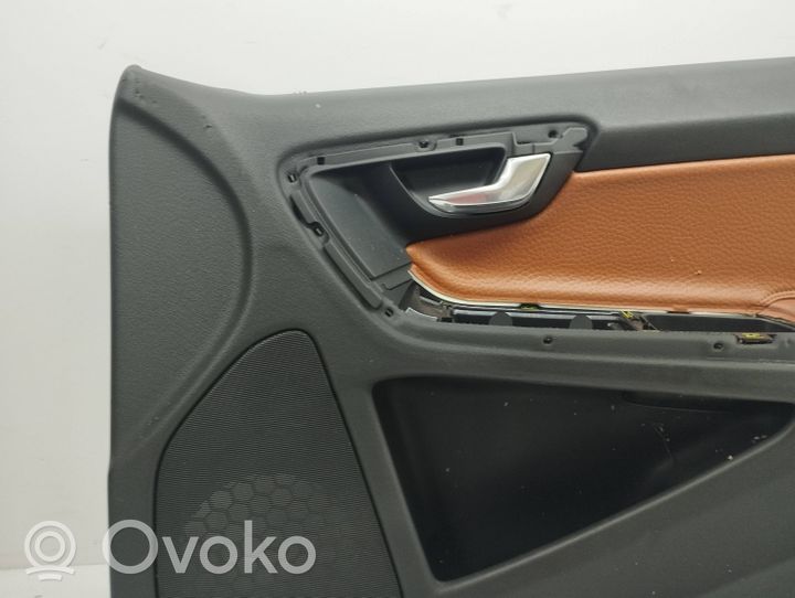 Volvo S60 Apmušimas priekinių durų (obšifke) 8635860