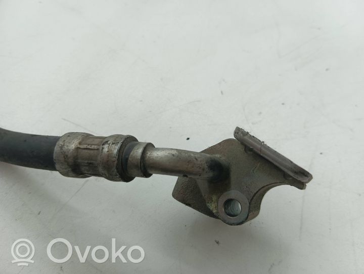 Honda CR-V Fuel line pipe 