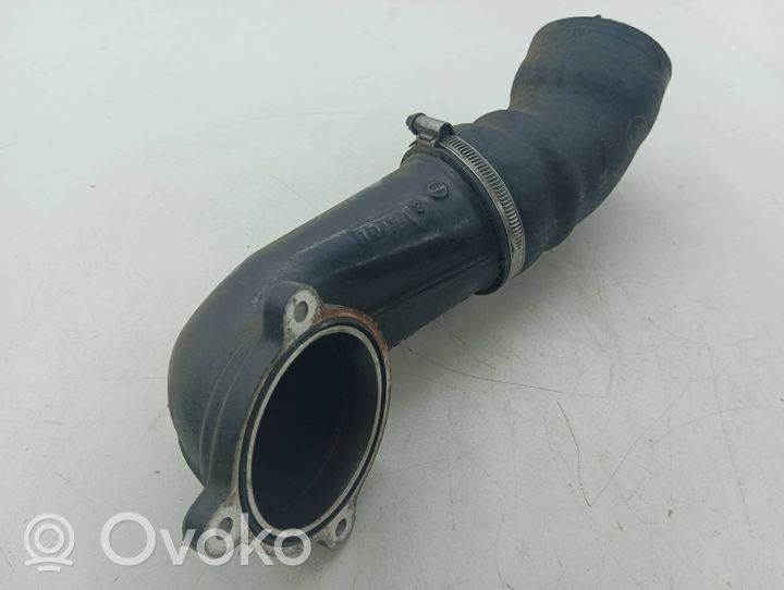 Mercedes-Benz CLK A208 C208 Tube d'admission de tuyau de refroidisseur intermédiaire A1111410404