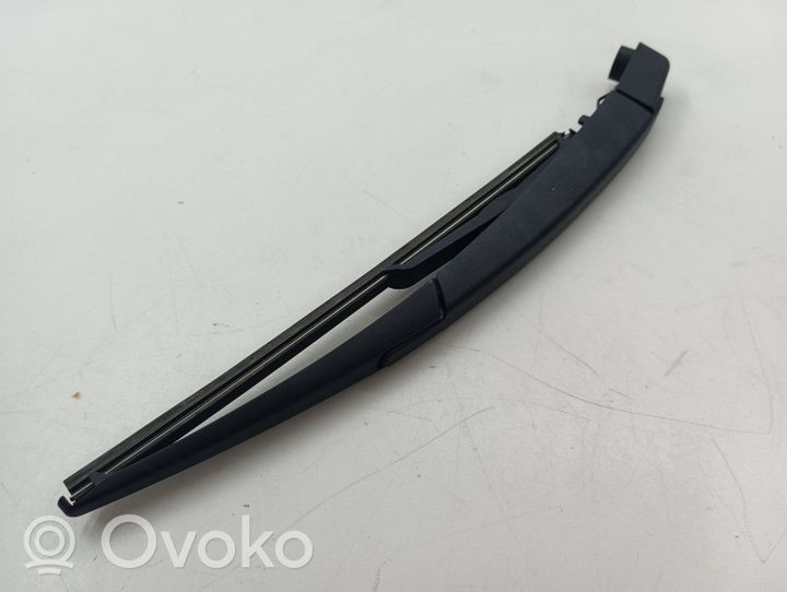 Nissan Qashqai Aizmugurējā loga tīrītāja kājiņa W000007598