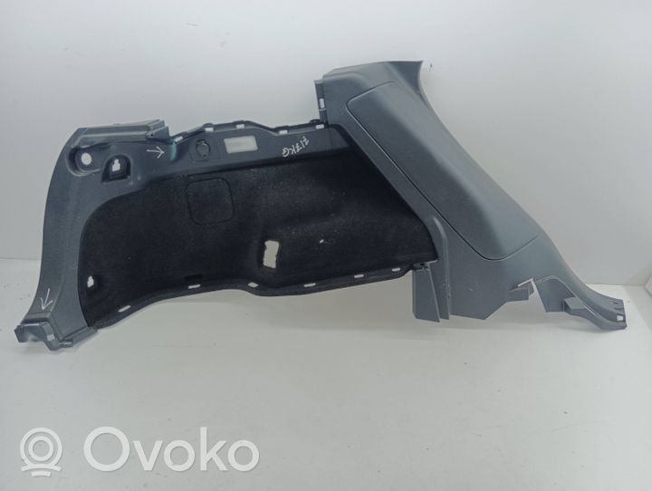 Lexus NX Tavaratilan/takakontin alempi sivuverhoilu 674078010