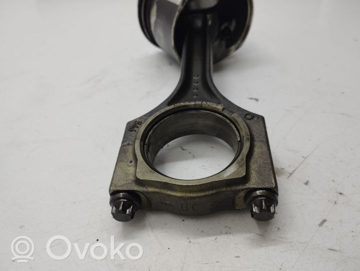 Toyota Avensis T270 Piston avec bielle 250615