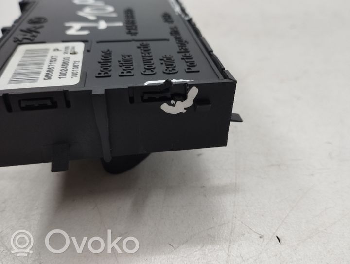 Citroen C5 Aircross Interruttore di controllo del sedile 96666715XT