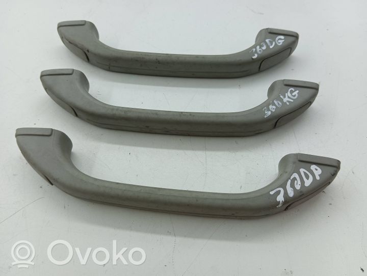 Mazda Xedos 6 Un set di maniglie per il soffitto 