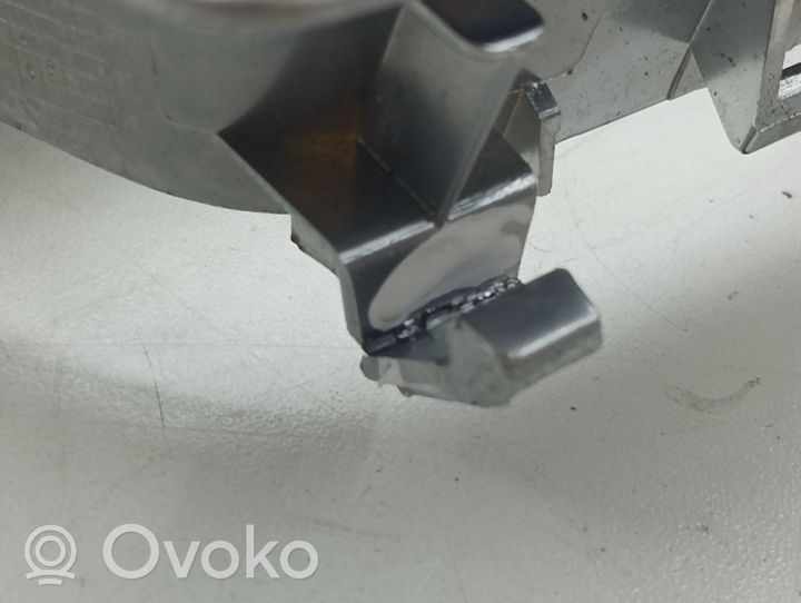 Volvo XC90 Takaoven kahvan kehys 8650071