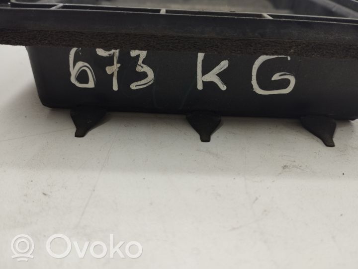 Honda CR-V Kratka wentylacyjna pod zderzakiem tylnym 75450