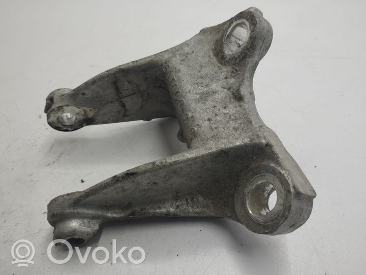 Honda CR-V Engine mounting bracket 50T0C