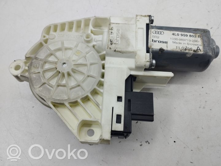 Audi Q7 4L Etuoven ikkunan nostomoottori 4L0959802B