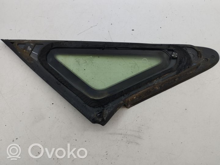 Mazda CX-7 Fenêtre latérale avant / vitre triangulaire (4 portes) 43R005834