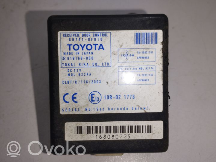 Toyota Corolla Verso AR10 Unité de commande / module de verrouillage centralisé porte 897410F010