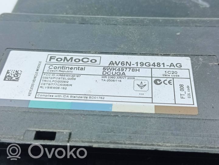 Ford Focus Oven keskuslukituksen ohjausyksikön moduuli AV6N19G481