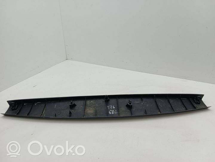 Mazda CX-7 Garnitures hayon EG2168930