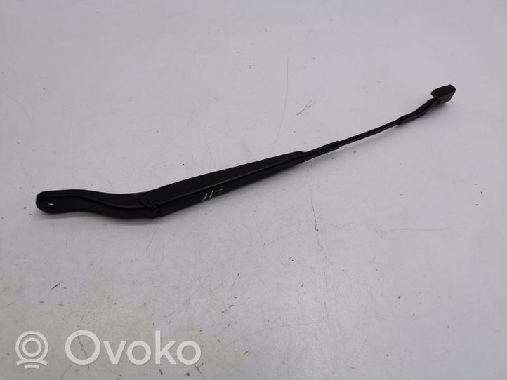 Opel Mokka B Front wiper blade arm 9822931780