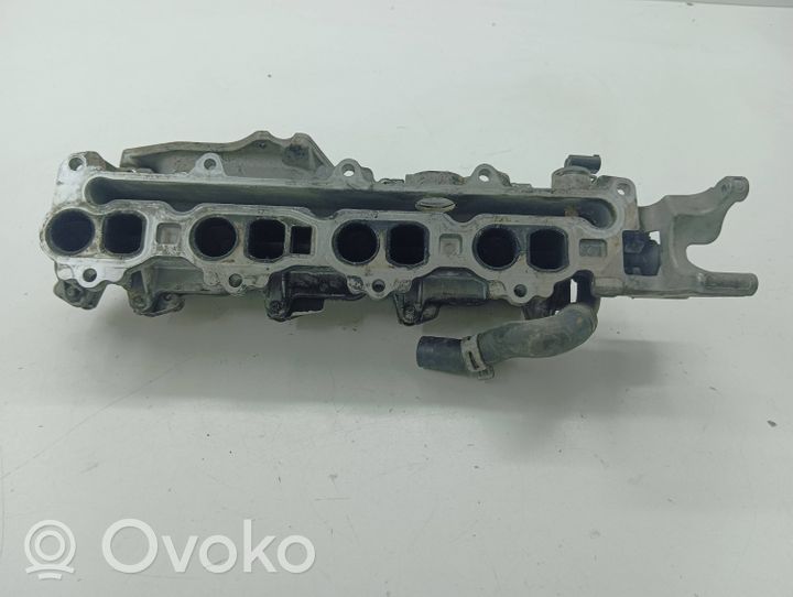 Mercedes-Benz B W245 Intake manifold A6400901137