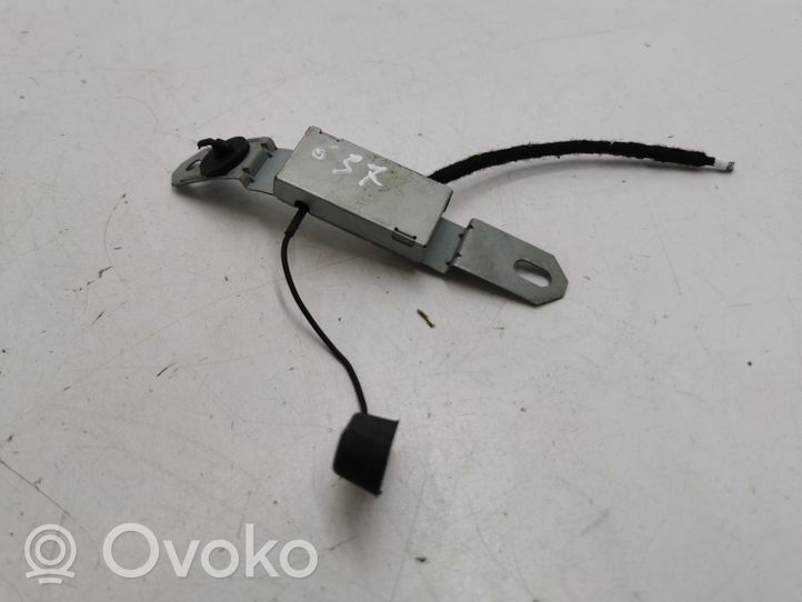 Mazda CX-5 Antenos stiprintuvas KA1G669N0A