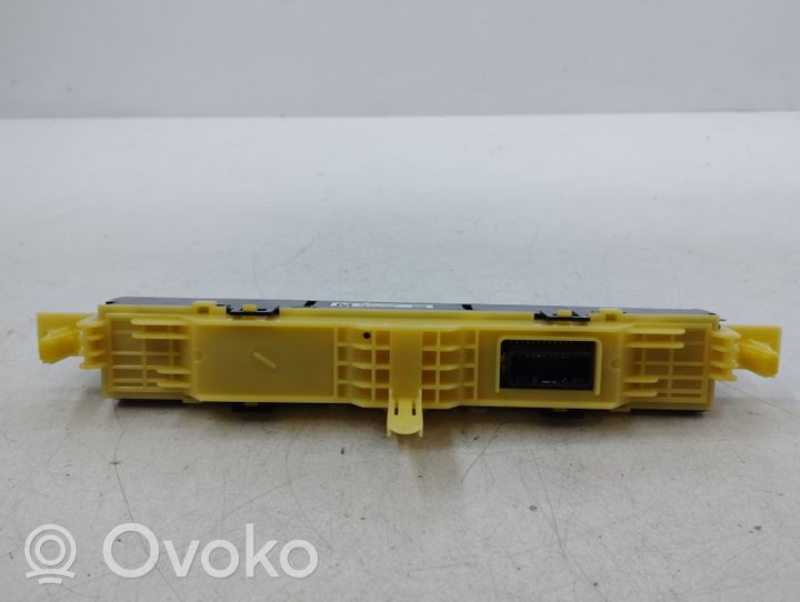 Toyota RAV 4 (XA40) Orologio 8395042100