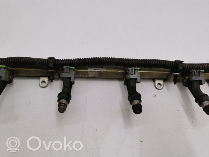 Saab 9-7X Set di iniettori 95702161021A