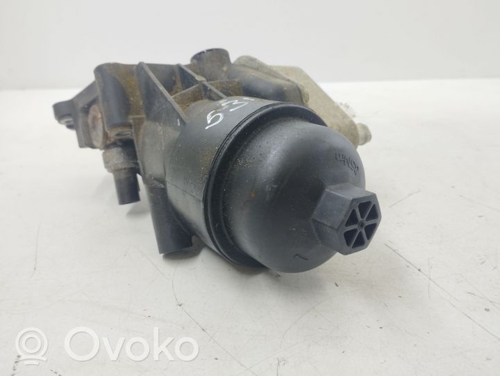 Hyundai i30 Supporto di montaggio del filtro dell’olio 264102A300