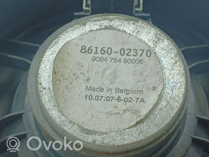 Toyota Avensis T250 Głośnik drzwi przednich 8616002370