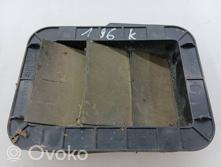 Toyota Corolla Verso AR10 Ventiliacinės grotelės 629400F010