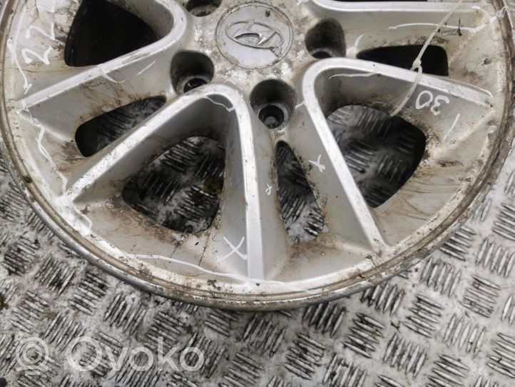 Hyundai i30 R15 alloy rim 