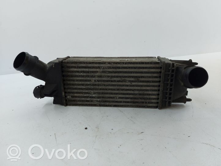 Citroen C5 Välijäähdyttimen jäähdytin 9657073480