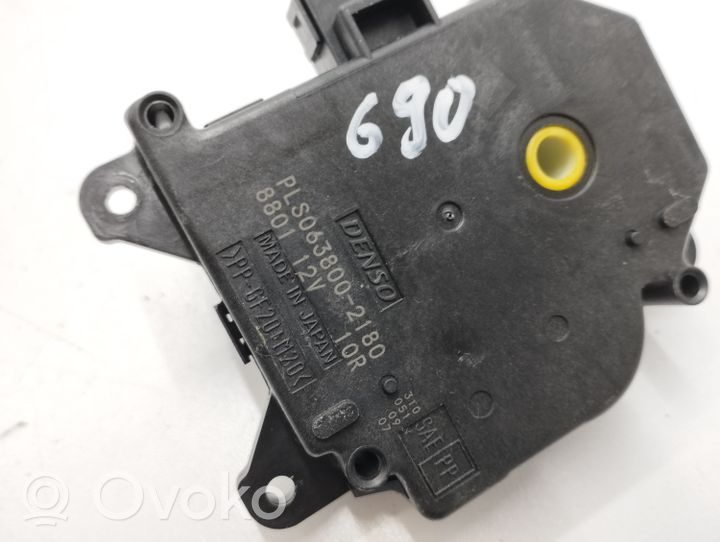 Toyota RAV 4 (XA40) Motorino attuatore aria 063800