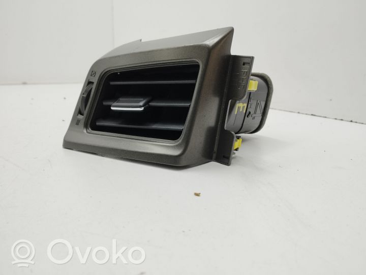 Toyota RAV 4 (XA40) Copertura griglia di ventilazione laterale cruscotto 5567042080