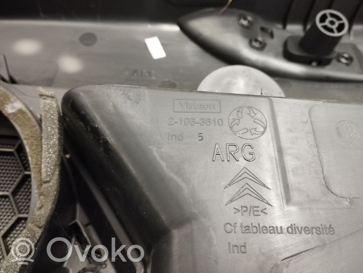 Citroen C5 Cita veida aizmugurē durvju dekoratīvās apdares detaļas 9662098677