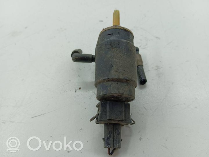 Opel Vectra C Pompa spryskiwacza szyby przedniej / czołowej 24439254