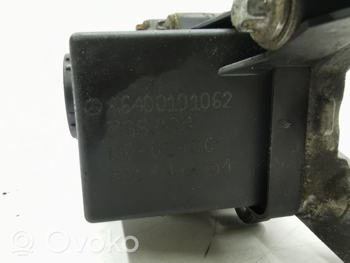 Mercedes-Benz B W245 Odpowietrznik / Separator oleju A6400101062