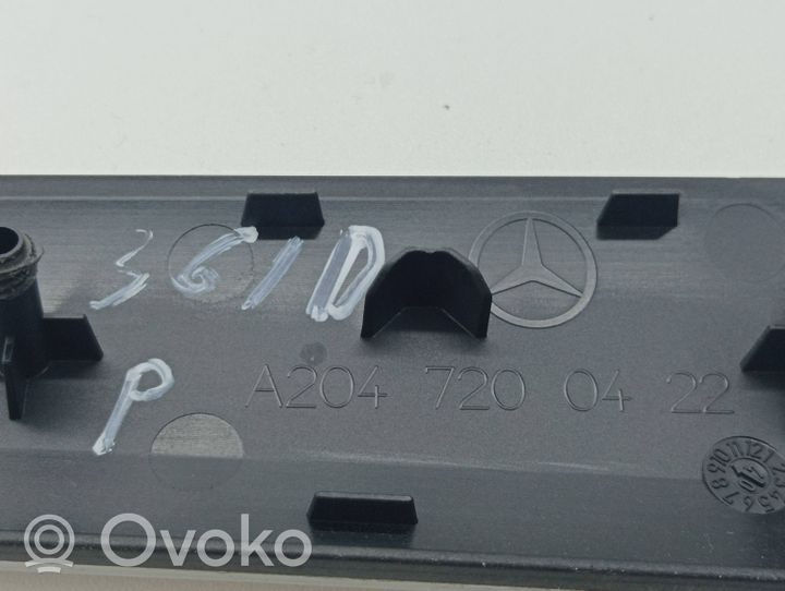 Mercedes-Benz C W204 Barra di rivestimento della portiera anteriore A2047200422