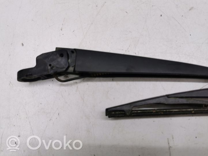 Honda Accord Ramię wycieraczki szyby tylnej 35622