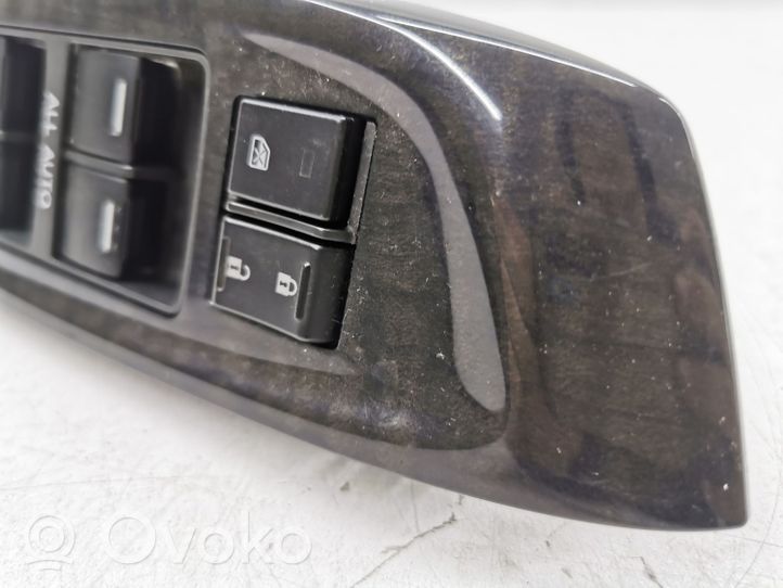 Honda Accord Przyciski szyb 35750TL0