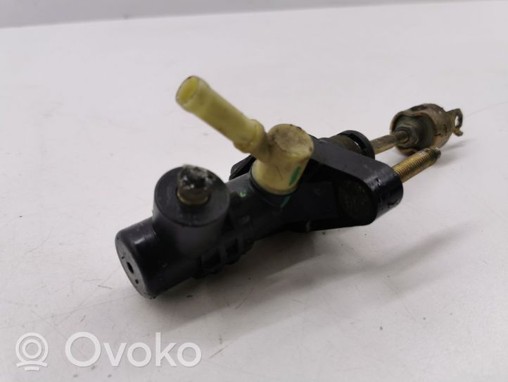 Toyota Corolla E120 E130 Główny cylinder sprzęgła 2910518