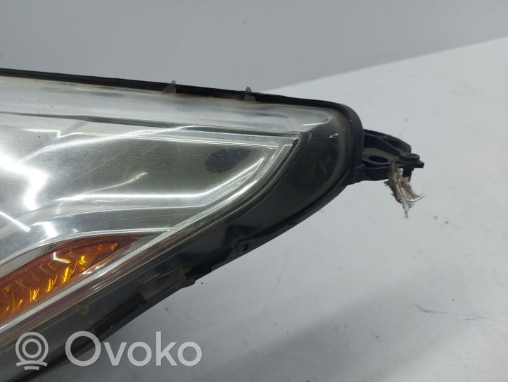 Citroen DS4 Lampa przednia 96749038