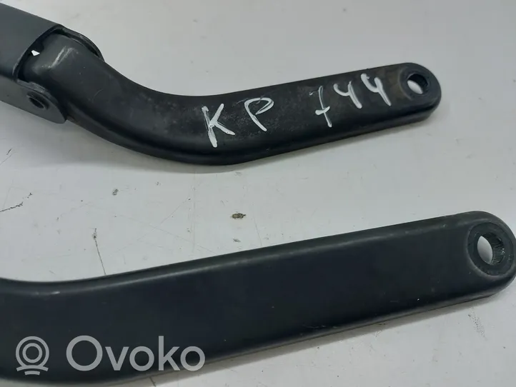 BMW X5 E70 Braccio della spazzola tergicristallo anteriore 7153742