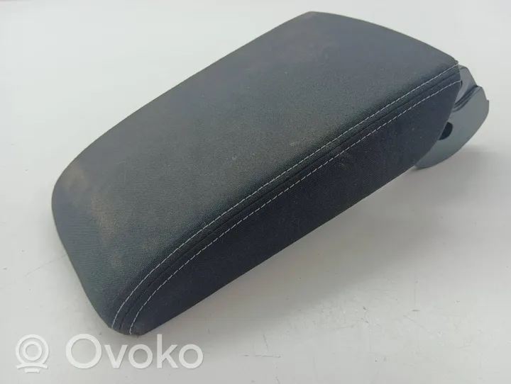 Volkswagen PASSAT B8 Armrest 