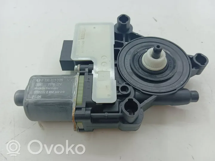 Volkswagen Tiguan Galinis varikliukas langų pakėlėjo 5Q0959407E