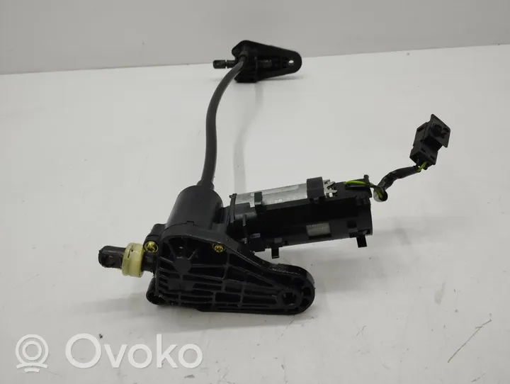 BMW X5 E53 Motorino di regolazione del sedile 8352263