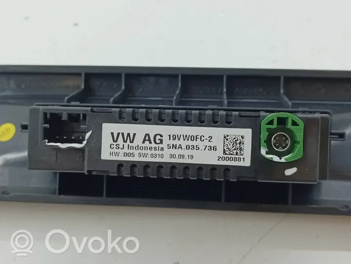 Volkswagen Golf VIII Gniazdo / Złącze USB 5NA035736