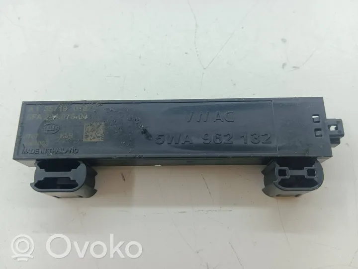 Volkswagen Golf VIII Beraktės sistemos antena 5WA962132