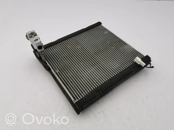 Toyota RAV 4 (XA50) Radiateur condenseur de climatisation J2842