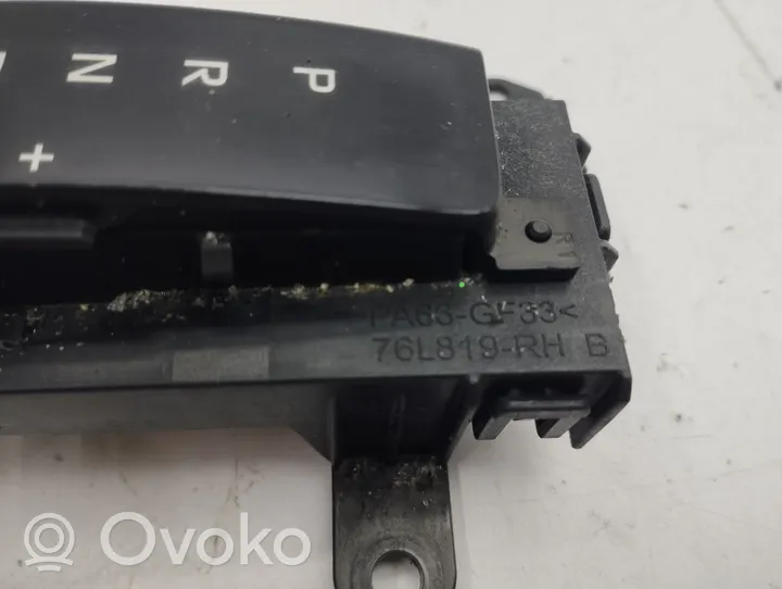 Toyota RAV 4 (XA50) Indicador selector de marchas 76L819RH