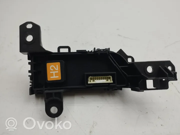 Toyota RAV 4 (XA50) Indicatore di cambio marcia 76L819RH