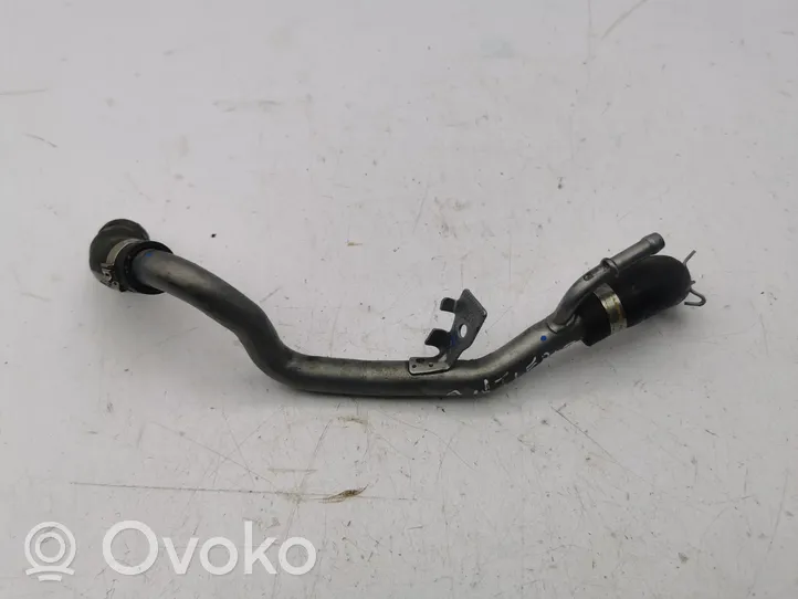 Nissan Qashqai Tuyau de liquide de refroidissement moteur A2822030200