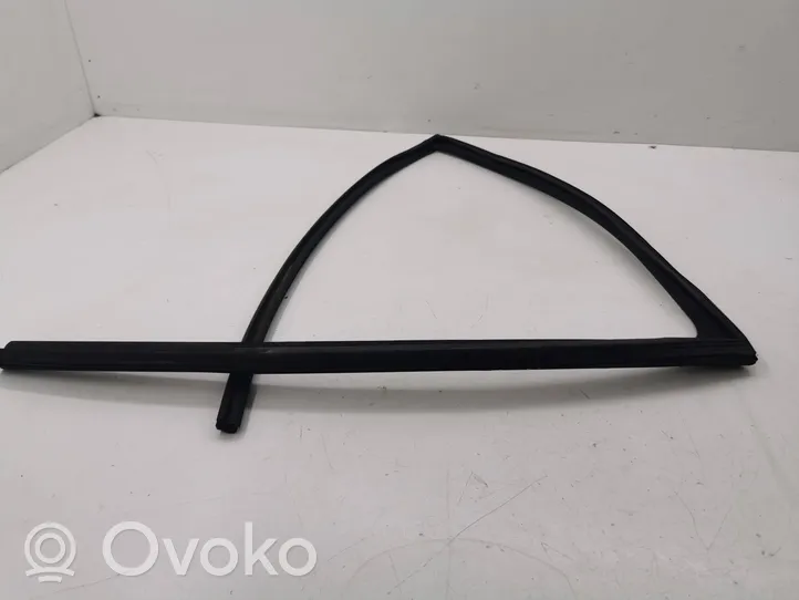 Toyota Corolla E210 E21 Gummidichtung Fenster Scheibe Tür hinten 