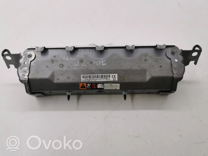 Toyota C-HR Ceļu drošības spilvens TG13D04001